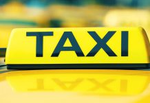 נתניה: בני 16 נעצרו בחשד לשוד נהג מונית