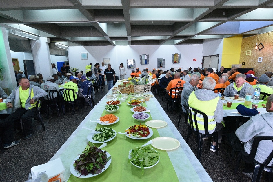 יום המעשים הטובים – מודים לעובדי הניקיון