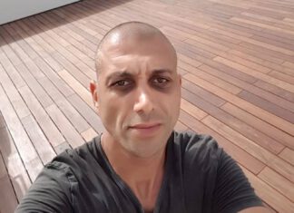 אלפים מנתניה מתפללים לשלומו של עמי (כפרה) ביטון עמי (כפרה) ביטון