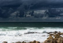 עיריית נתניה נערכה לסערה הצפויה; כיבוי אש נערכו להצפות סערה בנתניה, חופי נתניה, גשם