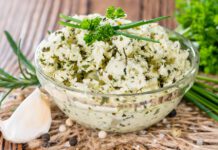 איך מכינים חמאה בטעמים? מתכון ביתי קל להכנה מתכון חמאה בטעמים - חמאה עם עשבי תיבול - נתניה מבשלת