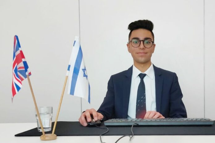 oren_jan אורן ג'יאן תלמיד שרת נתניה נואם בפני חברי מועצת הביטחון באו