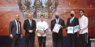 חתן התנ"ך העולמי לנוער: גלעד אברהמוף, נתניה גלעד אברהמוף, ישיבת בני עקיבא נתניה - חתן התנ"ך העולמי לנוער התשפ"א