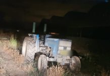 אחיטוב: שוטרי מג”ב החזירו טרקטור גנוב לבעליו מושב אחיטוב: נושא גניבות חקלאיות בכלל והתפרצויות לבתים בפרט, מעסיק מאוד את תושבי עמק חפר. וכפועל יוצא גם את תושבי נתניה.