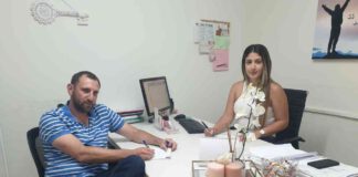 לראשונה בתיכון בנתניה: מגמת תיירות בהתמחות ניהול מלונאי מנהל ביה"ס אלי לוין ומנכ"לית תיכון תל אביב - סניף נתניה אסיה מרדכייב. מגמת תיירות ותרבות פנאי עם התמחות ניהול מלונאי