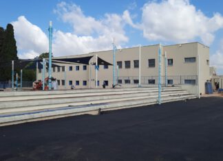 עמק חפר: מבנה חדש לבית ספר שפרירים א' לילדים עם צרכים מיוחדים בבית ספר "בנימין רוטמן שבילי העמק" הושקעו כ-24 מיליון ש"ח - כך שיהיה מותאם לצורכי התלמידים. הוא אף נהנה מתרומה נדיבה של ארגון "אלומות אור"