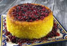 תהדיג פרסי – כך תכינו עוגת אורז פרסי מושלמת המטבח הפרסי הוא אחד המטבחים העשירים והעתיקים בעולם. תהדיג פרסי היא מעין "עוגת" אורז הכוללת תחתית קראנצ'ת של תפוחי אדמה. הטעם? מושלם!