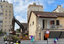 פרויקט הלפרין – נתניה יצא לדרך; שניים מתוך שמונת הבניינים נהרסו במקום שמונה מבני רכבת ישנים על שטח של 11.5 דונם, ייבנו ברחוב הלפרין - נתניה ארבעה מגדלי מגורים בני 18 קומות.