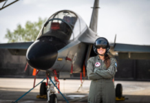 גאווה מקומית – סגן ת' מתל מונד סיימה בהצלחה קורס טיס