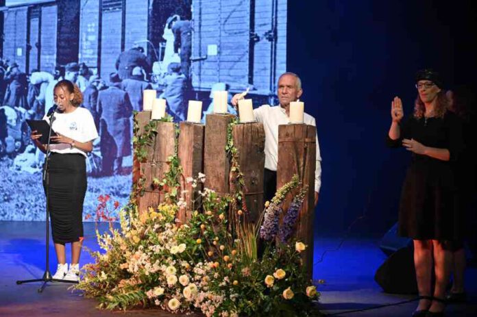 יום השואה והגבורה - הטקס הרשמי שהתקיים בעיר נתניה 2022