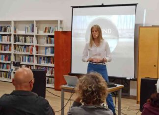 קדימה צורן: מאות צפויים לקחת חלק במיזם קהילה מדברת בריאות בתמונה, הרצאות במסגרת קהילה מדברת בריאות ביישוב קדימה צורן. צילום ארכיון מועצת קדימה צורן