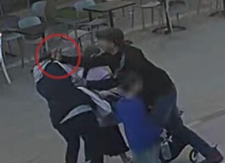 כתב אישום יוגש נגד מחבל שביצע פיגוע דקירה בנתניה בשבוע שעבר בתמונה: המחבל מנסה לדקור אישה בכיכר העצמאות בנתניה