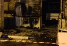 24 דיירים פונו בעקבות שריפה שפרצה בחנות בנתניה באישון לילה שריפת חנות ברחוב זנגוויל בנתניה - 16 חולצו מהגג, שמונה נפגעו מעשן.