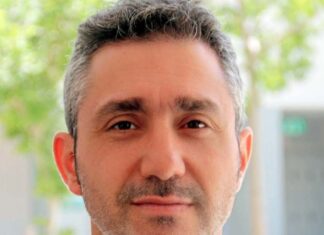 נבחר מנהל חדש לבית הספר אלדד – נתניה מאיר בן סימון, חבר הנהלה בעמותת בוגרי 8200, שימש במגוון תפקידים בתחום החינוך. כעת ישמש כמנהל ביה"ס אלדד נתניה.