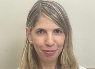 עיריית נתניה פתחה מרכז להפרעות אכילה בקרב בני נוער הפסיכולוגית לירון גפן, מומחית לטיפול בהפרעות אכילה בקרב ילדים ובני נוער. המרכז לטיפול בהפרעות אכילה של עיריית נתניה