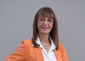 טובה דולב: אהיה "הפה" של החינוך בנתניה טובה דולב, לשעבר ראש מינהל חינוך בנתניה - כיום מועמדת יש עתיד בנתניה למועצת העיר. צילום יח"צ
