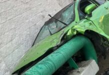 נתניה: נעצר החשוד שדרס למוות רוכב אופנוע והולך רגל ונמלט הרכב שפגע ודרס למוות רוכב אופנוע והולך רגל. צילום באדיבות מד"א