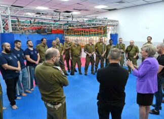 עיריית נתניה הקימה יחידה לאבטחה עירונית היחידה לאבטחה עירונית - נתניה - מורכבת בין השאר ממתנדבים, שגוייסו בצו 8 על ידי צה"ל.
