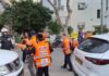 נתניה: תקף את אשתו והצית הדירה כשהוא בתוכה פינוי וטיפול בנפגעים בשריפה שפרצה ברחוב בר אילן - נתניה. צילום איחוד הצלה
