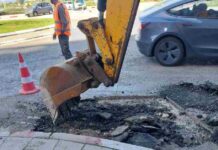 בעקבות הגשמים: מאות בורות שנפערו בכבישי נתניה יתוקנו תיקון בורות שנפערו בכבישי העיר נתניה
