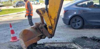 בעקבות הגשמים: מאות בורות שנפערו בכבישי נתניה יתוקנו תיקון בורות שנפערו בכבישי העיר נתניה
