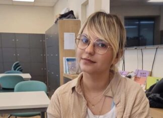 חטיבת הביניים טשרניחובסקי נתניה מציגה: מועדון שיעורי בית אנסטסיה סורקין, יוזמת פרויקט מועדון שיעורי בית בחטיבת ביניים טשרניחובסקי - נתניה. צילום: המרכז האקדמי לוינסקי - וינגייט.