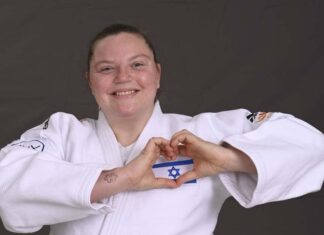 רז הרשקו היא אלופת אירופה בג'ודו רז הרשקו, אלופת אירופה בג'ודו - אפריל 2024. צילום באדיבות איגוד הג'ודו הישראלי. צילום: ijf - Jensen Lars Moeller. הרשקו, נולדה וגדלה בעיר נתניה,