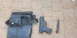 בן 16.5 נעצר בחשד להחזקת אקדח איירסופט וסכין אקדח איירסופט וכן סכין שאיתרו שוטרי נתניה בכליו של נער בן 16.5