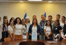 שרת החדשנות והמדע שיבחה את תלמידות מגמת הפיזיקה – תמר אריאל שרת החדשנות, המדע והטכנולוגיה, גילה גמליאל, העניקה תעודות הוקרה לתלמידות מגמת הפיזיקה מבית הספר תמר אריאל - נתניה.