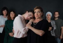 ביקוש רב לכרטיסים למחזה "עלמה ורות" של תיאטרון נתניה שחקני תיאטרון נתניה במחזה עטור השבחים "עלמה ורות" בבימויה של במאית התאטרון רוני נוימן. צילום נורית מוזס