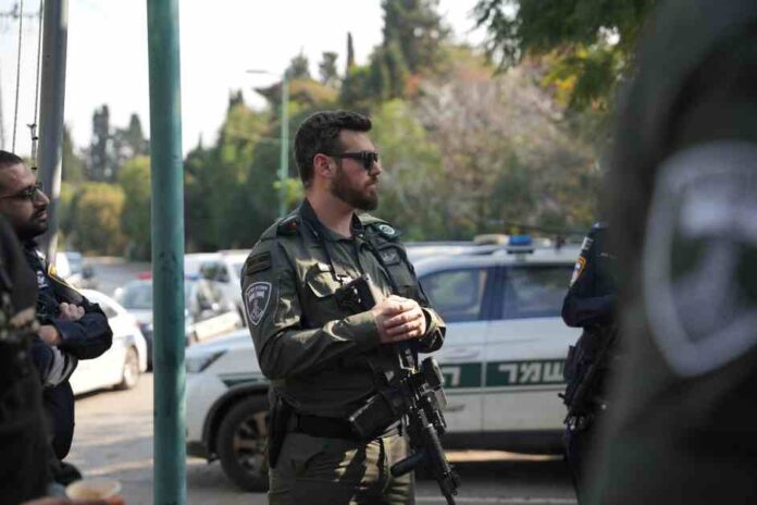 מבצע תנועה רחב היקף במרחב הכפרי - סביב נתניה. בתמונה לוחמי מג